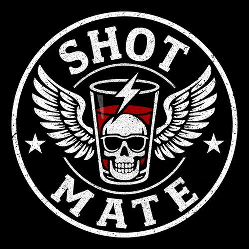 Offizielles Shot-Mate Logo mit geflügeltem Shotglas, Totenkopf, Blitzsymbol und kreisförmigem Schriftzug auf schwarzem Hintergrund.